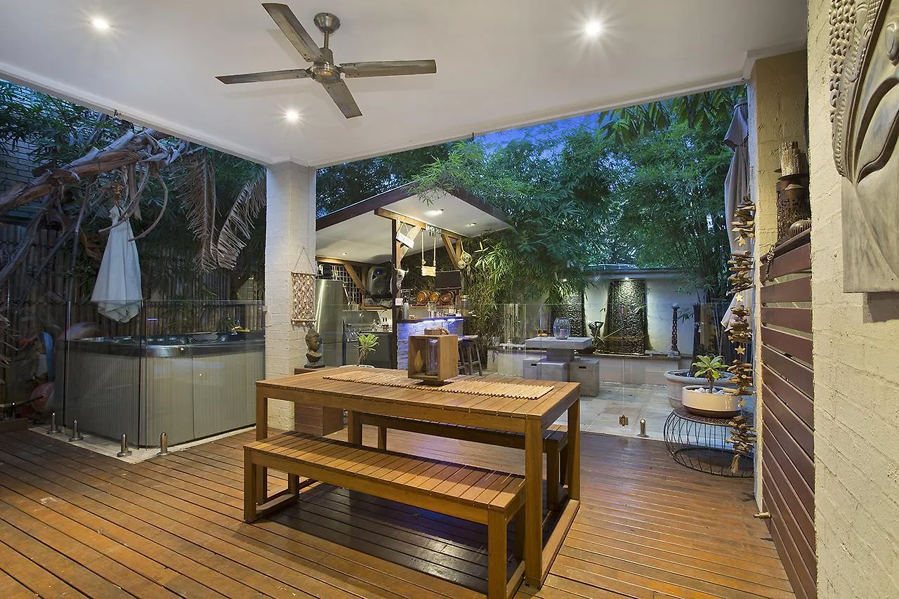 Resort Style Home In Brisbane Inner North. Australie
