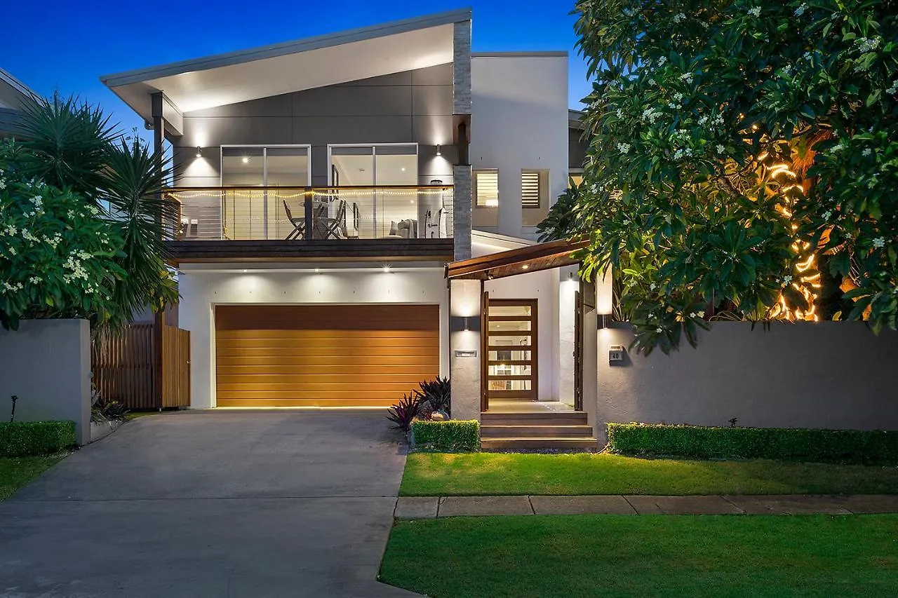 Resort Style Home In Brisbane Inner North.