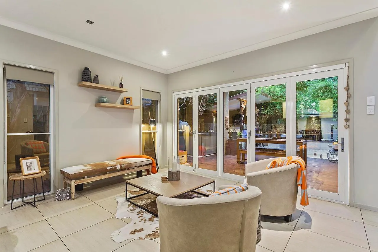 Resort Style Home In Brisbane Inner North. Holiday home